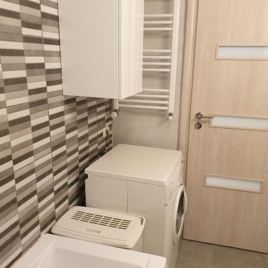 Carolina Sweet Apartament Oradea Luaran gambar
