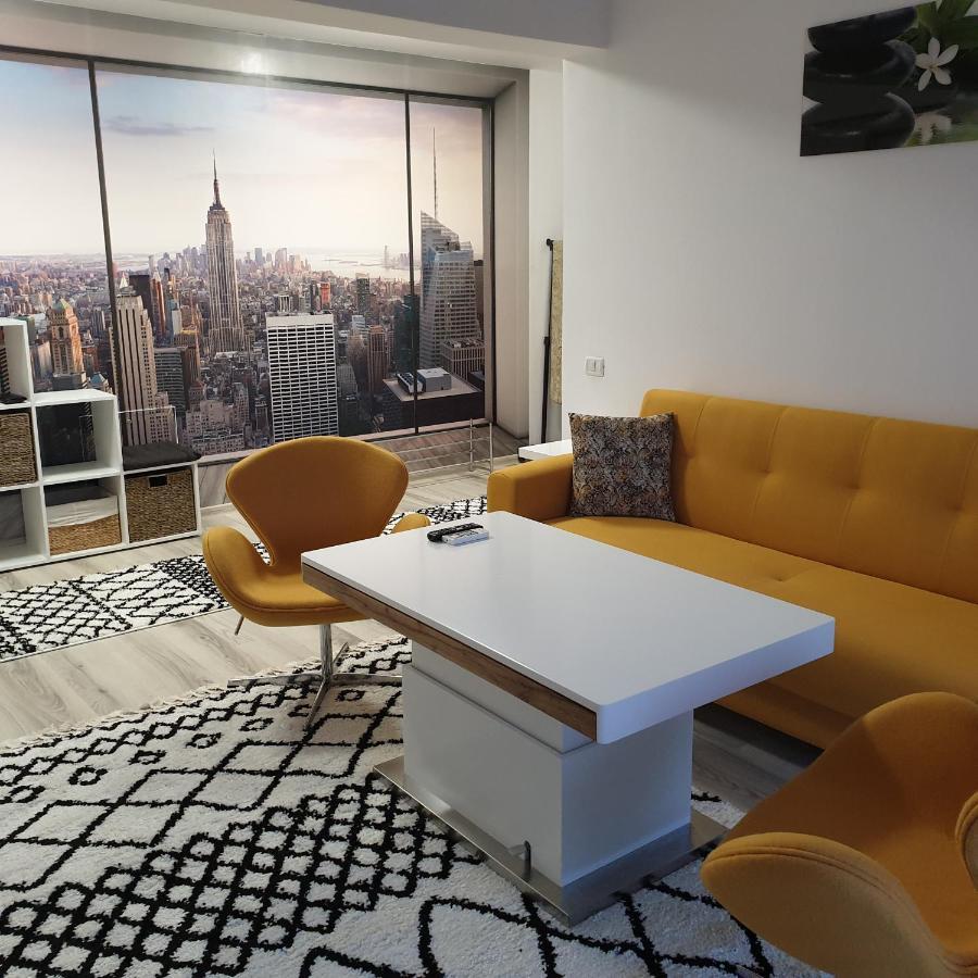 Carolina Sweet Apartament Oradea Luaran gambar